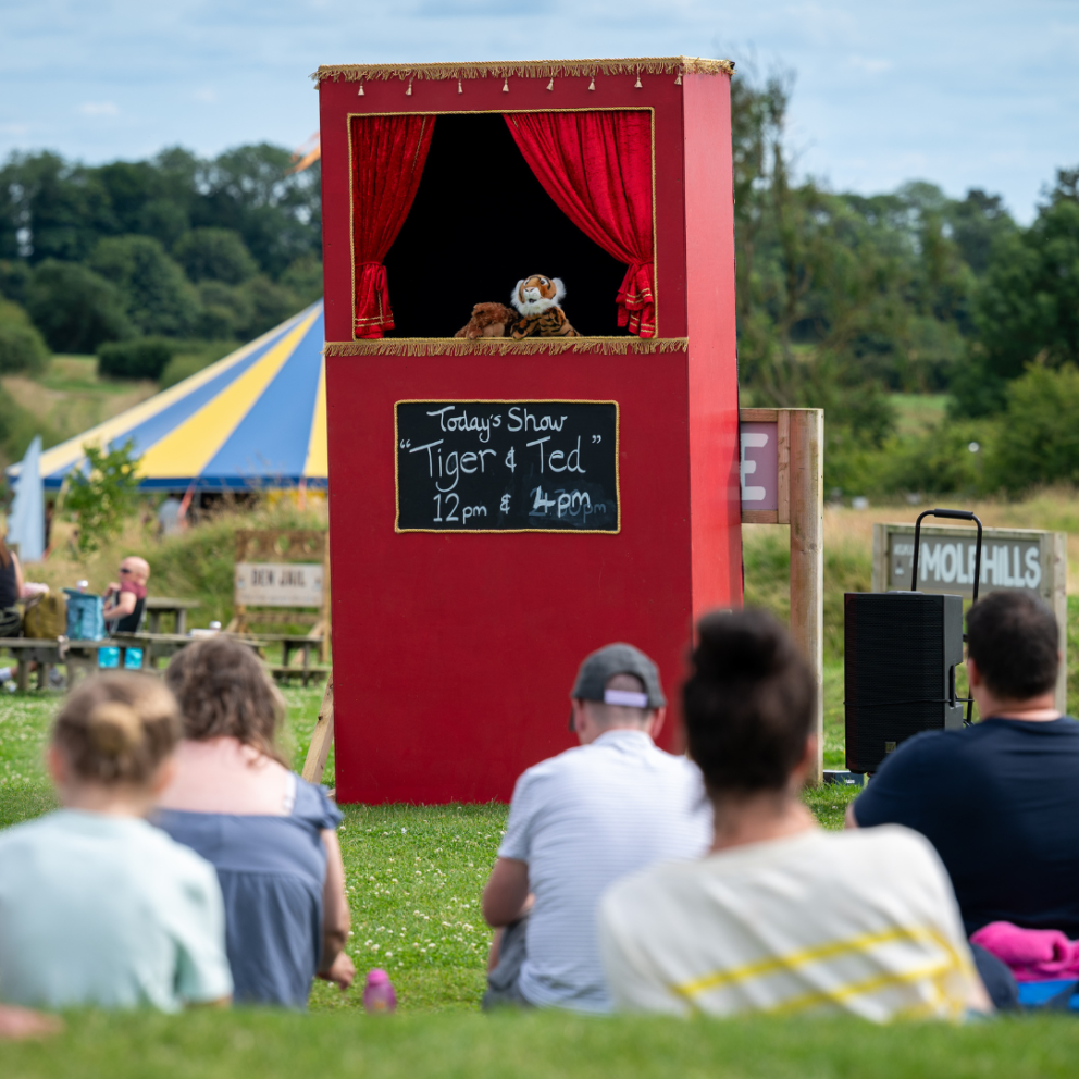 Traditional handpuppet show