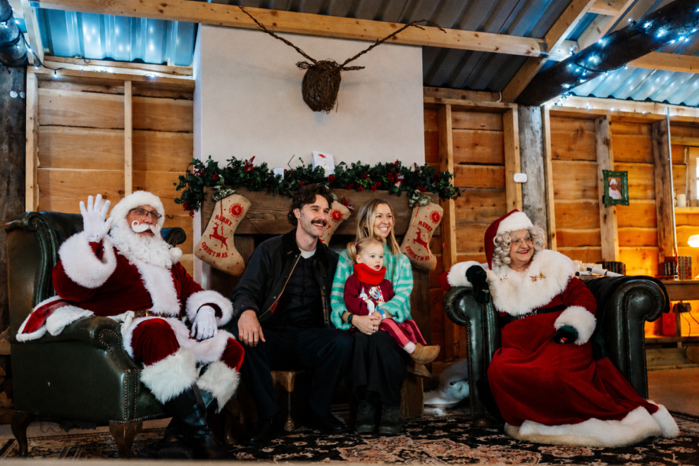 Meet Father Christmas, choose a toy, dine with the elves, enjoy festive trails and indoor & outdoor play at Festive Food Fridays at William’s Den.