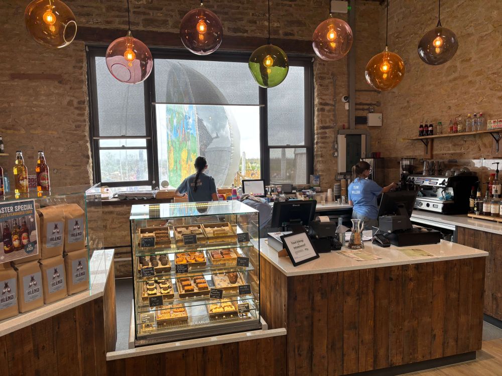 coffee shop inside pizzeria